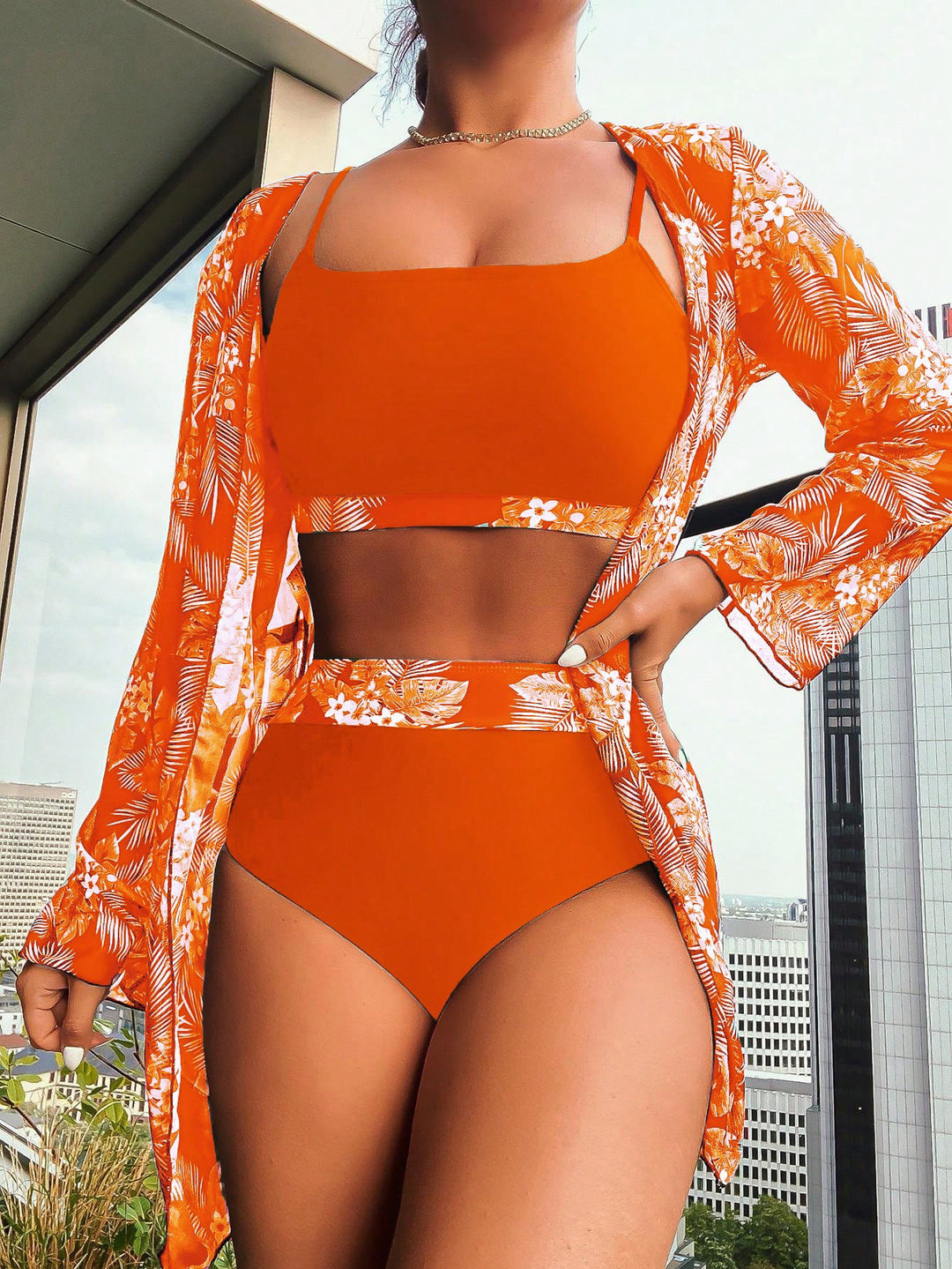 Ladies Refined Bikini Set with Transparent Wrap Mune Fashion