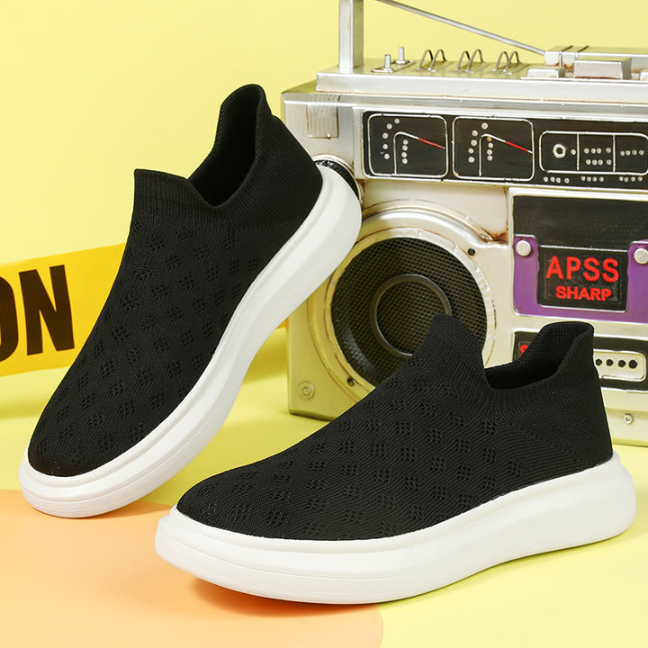 Unisex seamless sock sneaker with cushioning honeycomb sole and breathable knit shaft Mune Fashion