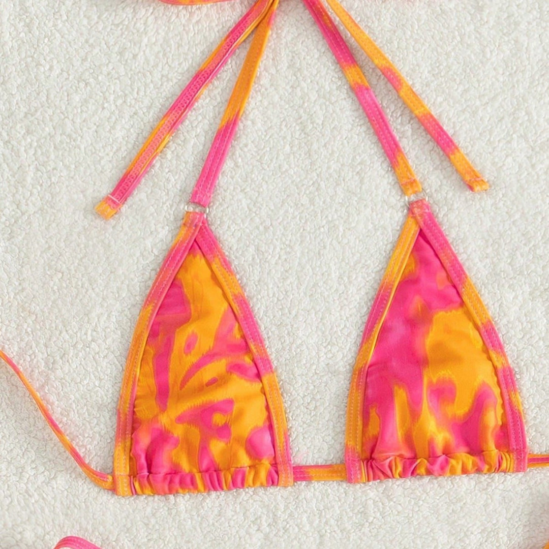 Women’s triangle bikini with adjustable ties and striking color pattern Mune Fashion