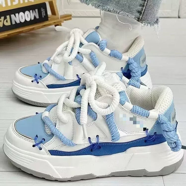 Women Sporty Sneakers with Innovative Accents and Non-Slip Sole Mune Fashion