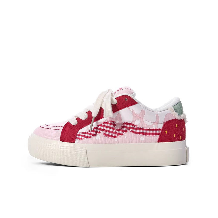 Ladies sneakers in cheerful design by Mune Fashion