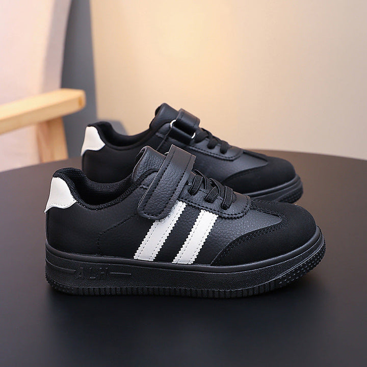 Ladies' sporty sneakers with practical hook-and-loop fastener and breathable mesh surface Mune Fashion