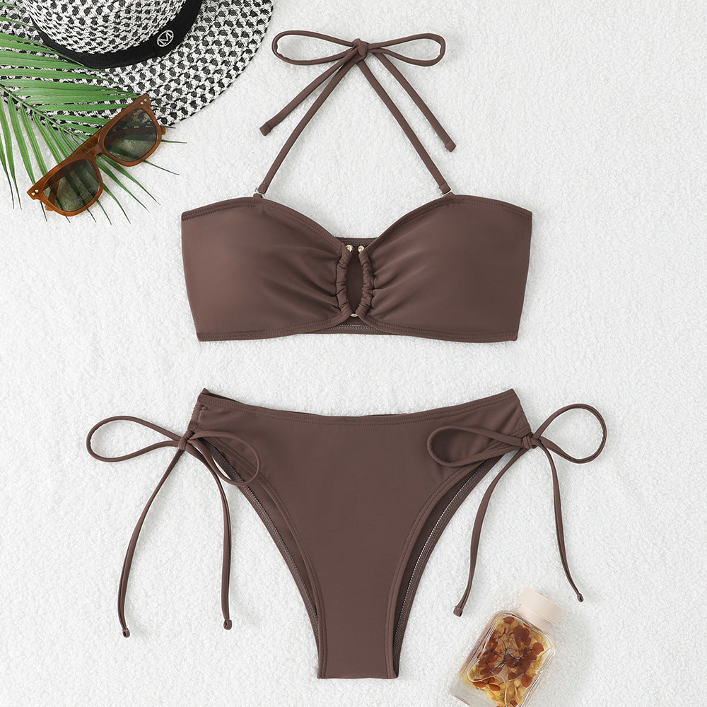 Women's bikini set with adjustable straps and fashionable knot detail Mune Fashion