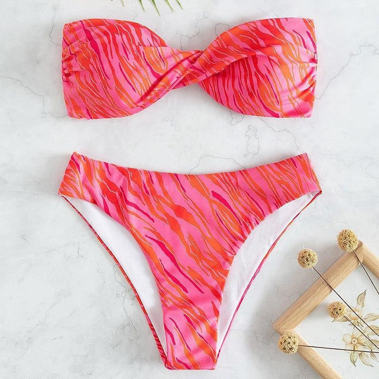 Ladies bandeau bikini with ruffle and tasteful pattern Mune Fashion