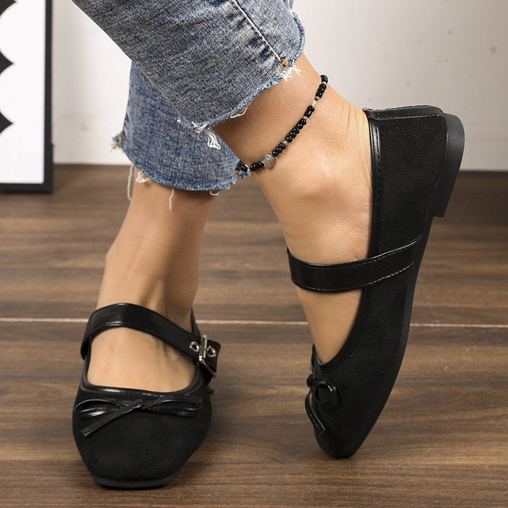 Women's ballerina flats with leopard print, adjustable Mary Jane strap and decorative bow Mune Fashion