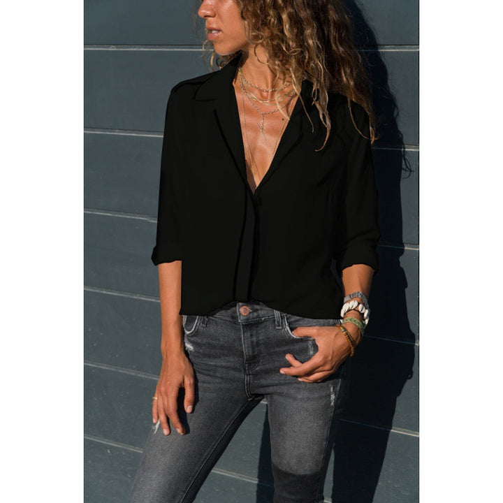 Women Elegant Blouse with Contrast Piping, V-Neck and Roll-Up Sleeves Mune Fashion