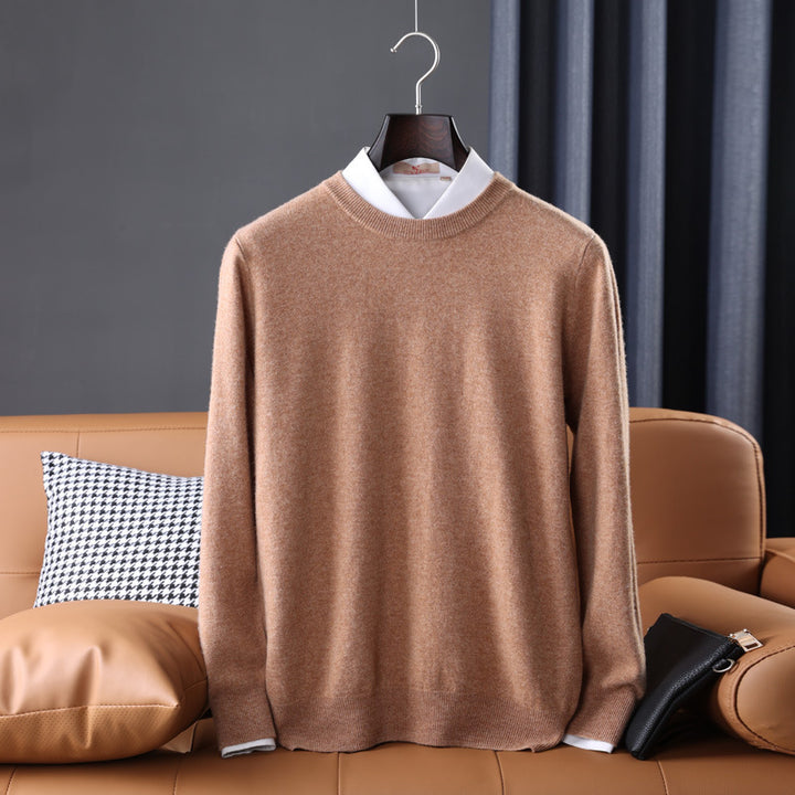 Men's Slim Fit Round Neck Sweater made of fine Cashmere Blend with subtle Rib Edge