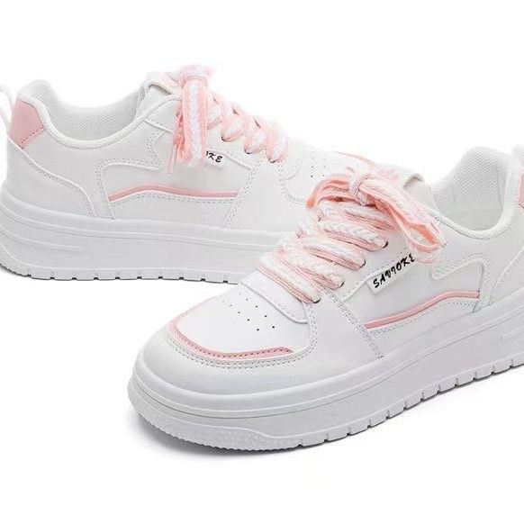 Ladies sporty sneakers with breathable mesh and fashionable design Mune Fashion