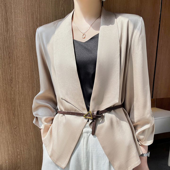 Women's shawl collar blazer with satin trim, open front and casual short fit Mune Fashion
