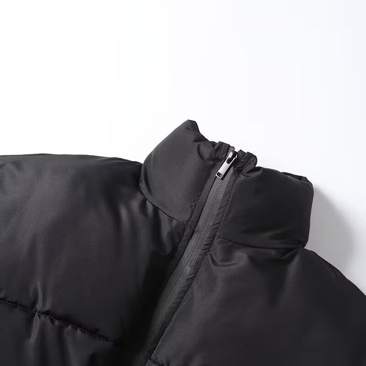Ladies short padded bomber-style puffer jacket with high stand-up collar and elastic waistband Mune Fashion