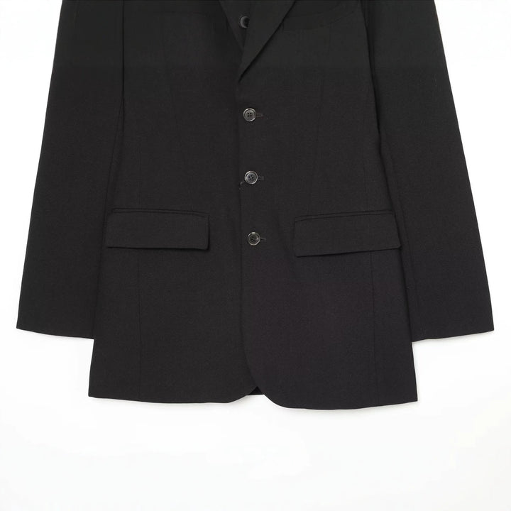 Women Single-Breasted Short Blazer with Notch Lapels, Structured Fit and Flap Pockets Mune Fashion