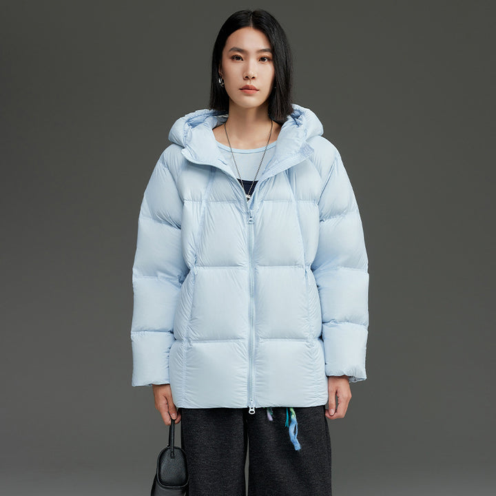 Women short cut boxy quilted jacket with detachable hood and thermo insulation Mune Fashion
