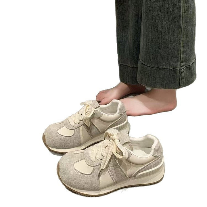 Women's fashion sneakers with soft cushioned sole and breathable upper material Mune Fashion