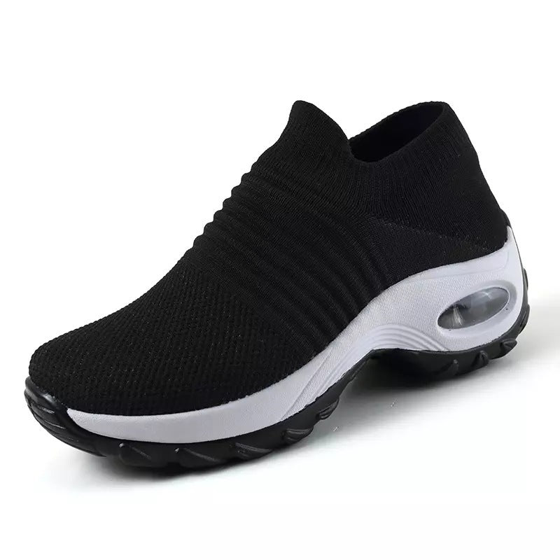 Ladies Slip-On Knit Sneakers with sock-like shaft and air-cushioned platform sole Mune Fashion