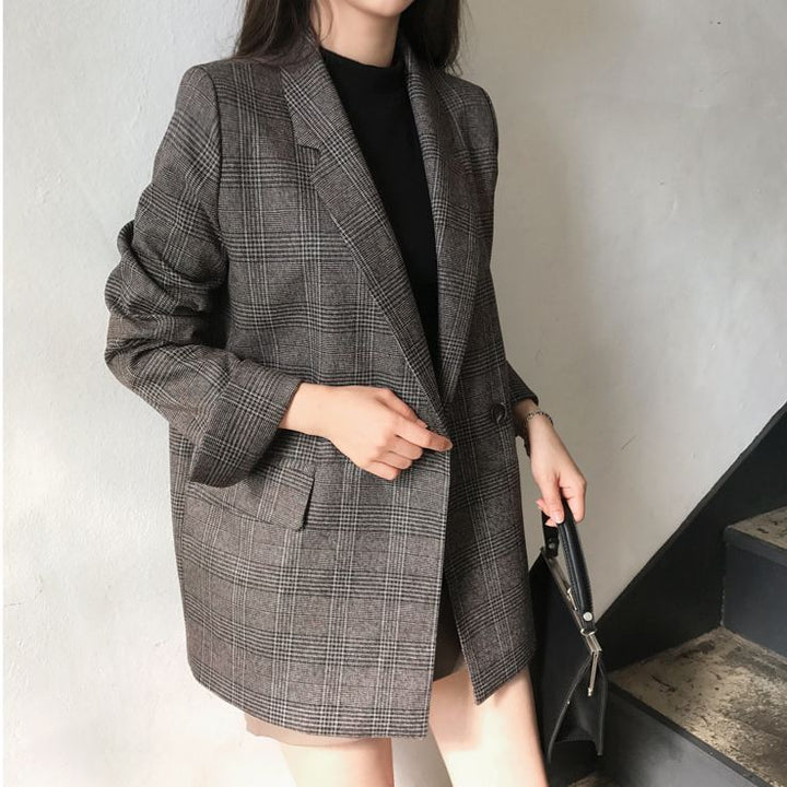 Women's Elegant Checked Blazer with Double Button Placket Mune Fashion
