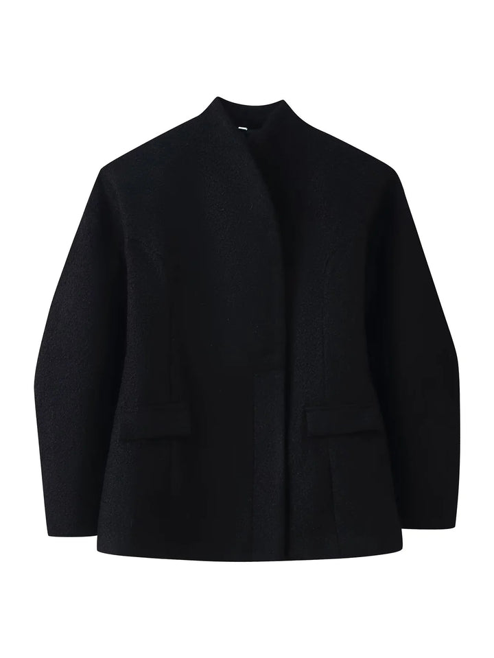 Women's short bouclé jacket with open front and flap pockets Mune Fashion