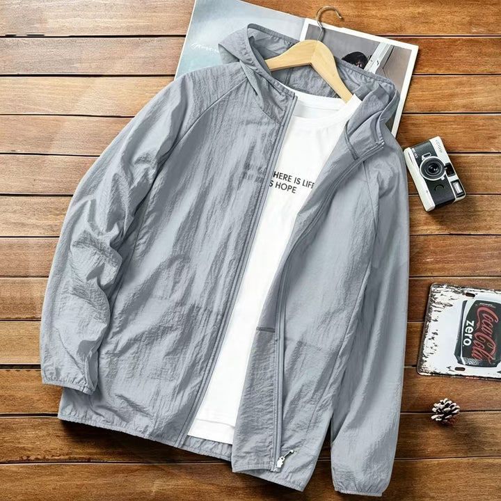 Men's Lightweight Outdoor Jacket with Practical Pockets Mune Fashion