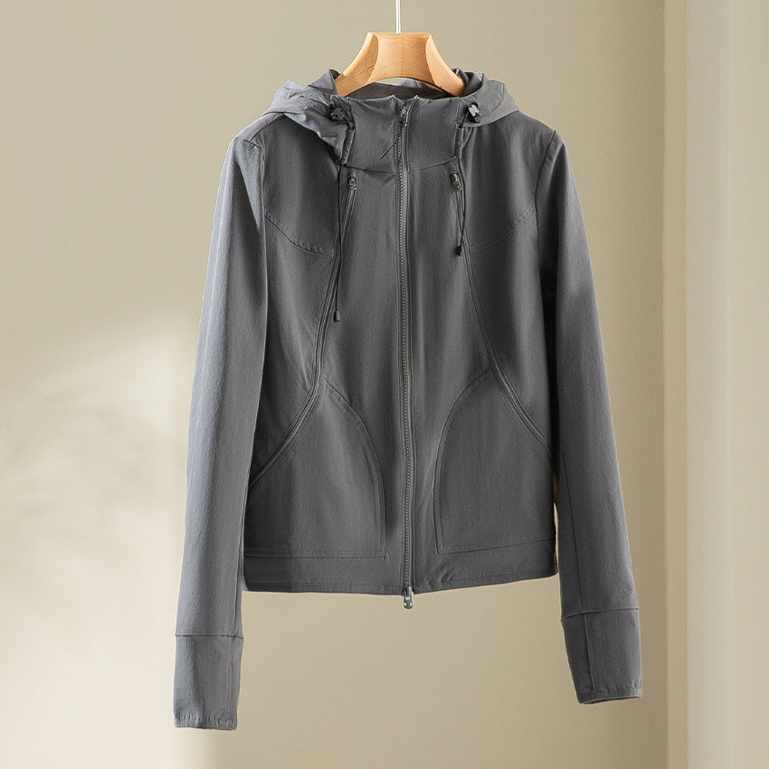 Women's Lightweight Hooded Jacket made of Functional Fleece with Two-Way Zipper and Ergonomic Seams Mune Fashion
