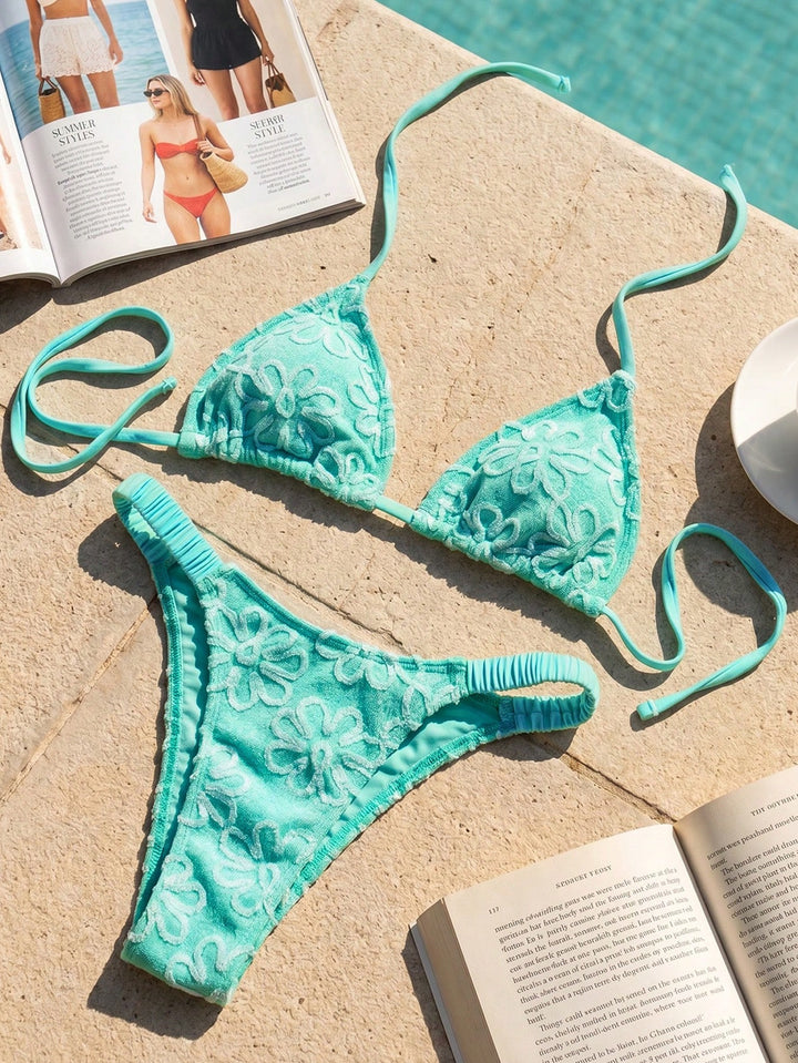 Women's triangle bikini with flower-shaped embroidery Mune Fashion