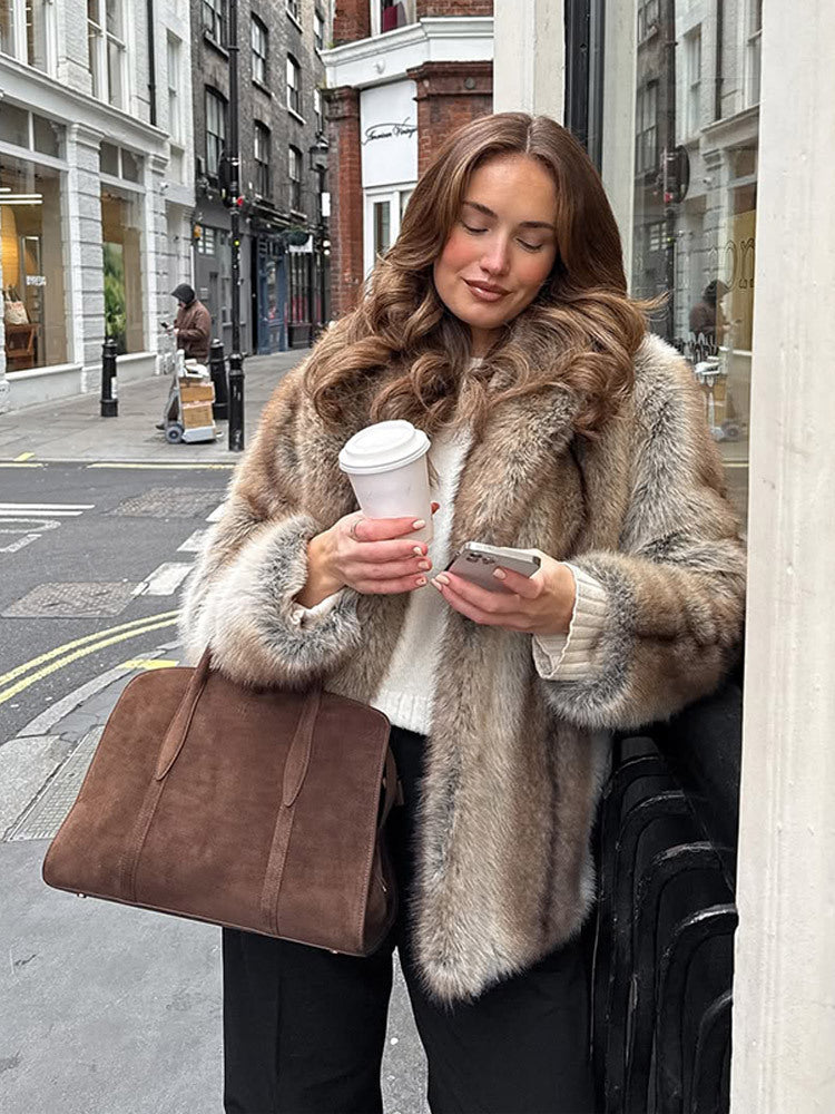 Women Boxy Faux Fur Coat with Luxurious Shawl Collar and Warm Padding Mune Fashion