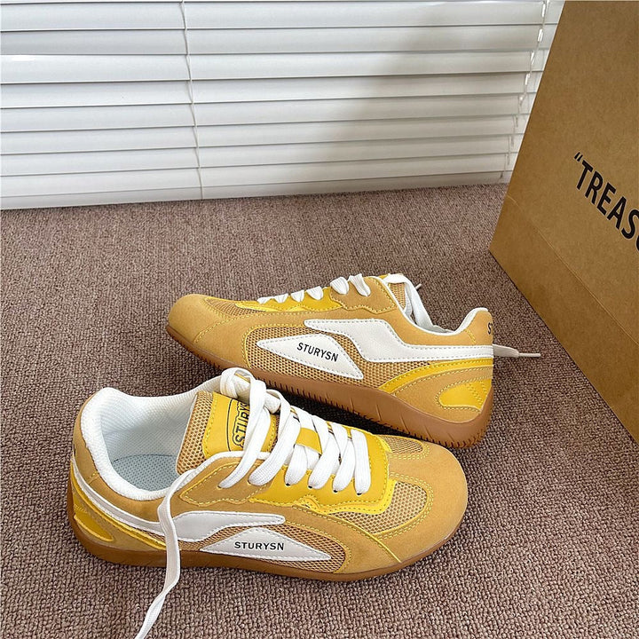 Ladies sporty sneakers with soft suede surface and breathable mesh structure Mune Fashion