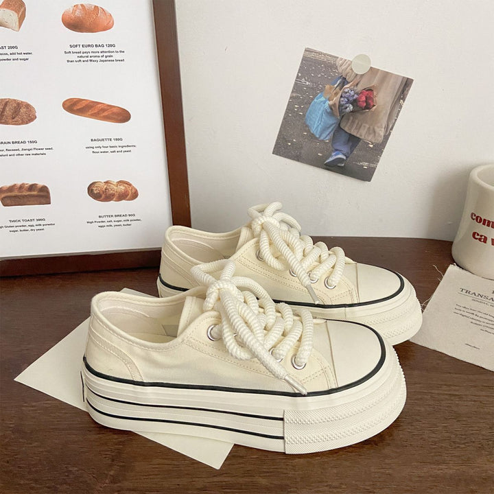 Women's Fashion Platform Sneakers with sturdy upper material and striped sole profile Mune Fashion