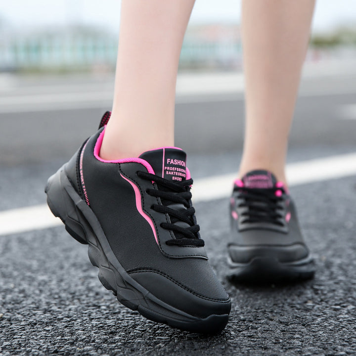 Women's urban faux leather sneakers with padded heel collar, shock-absorbing lightweight sole, and heel tab Mune Fashion