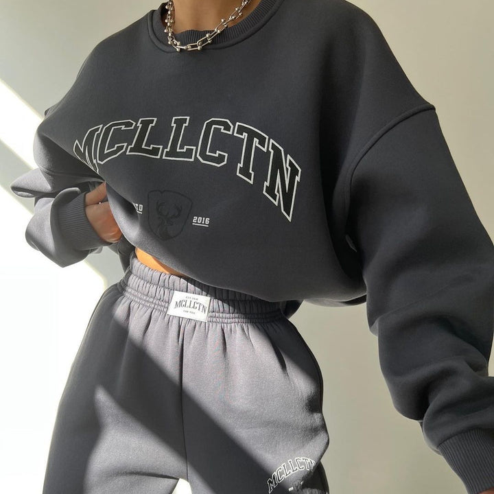Women's Oversized College Sweatshirt and High-Waist Jogger Set in French Terry Mune Fashion