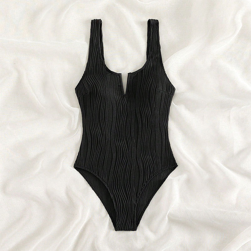 Women's High-Cut Swimsuit with Textured Design Mune Fashion