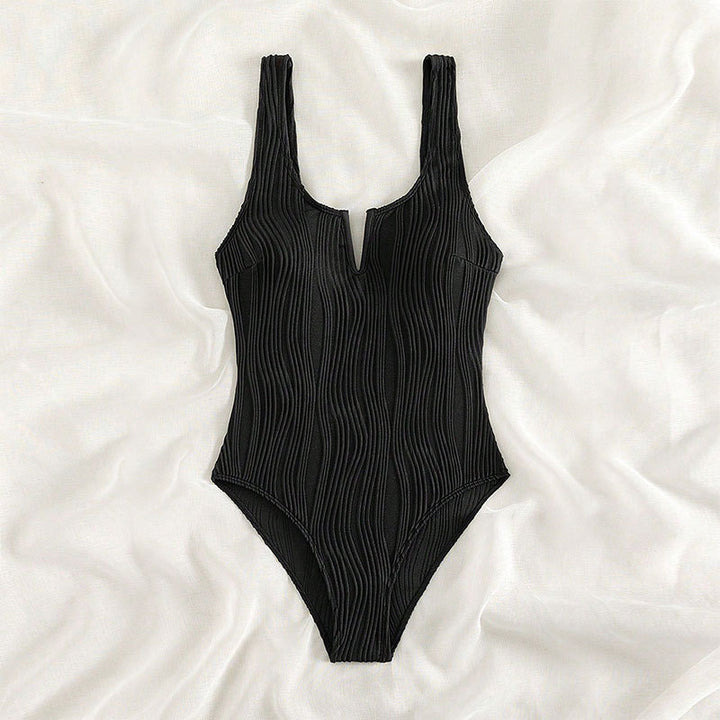 Women's High-Cut Swimsuit with Textured Design Mune Fashion