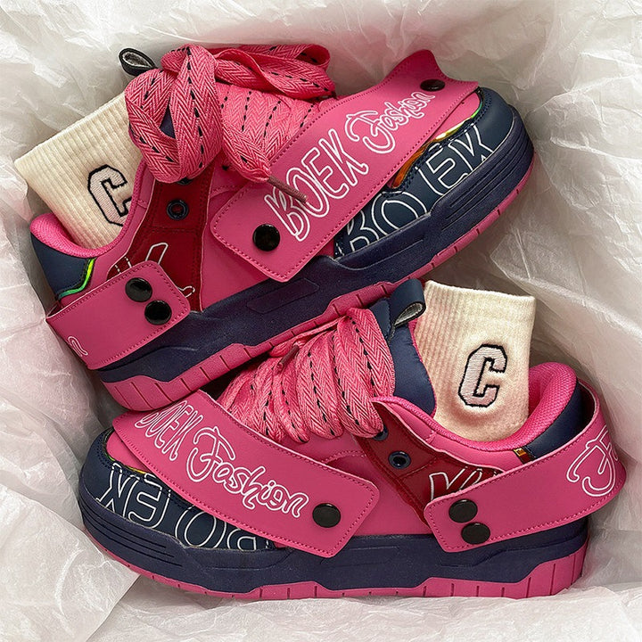 Women's sporty sneakers with innovative design Mune Fashion