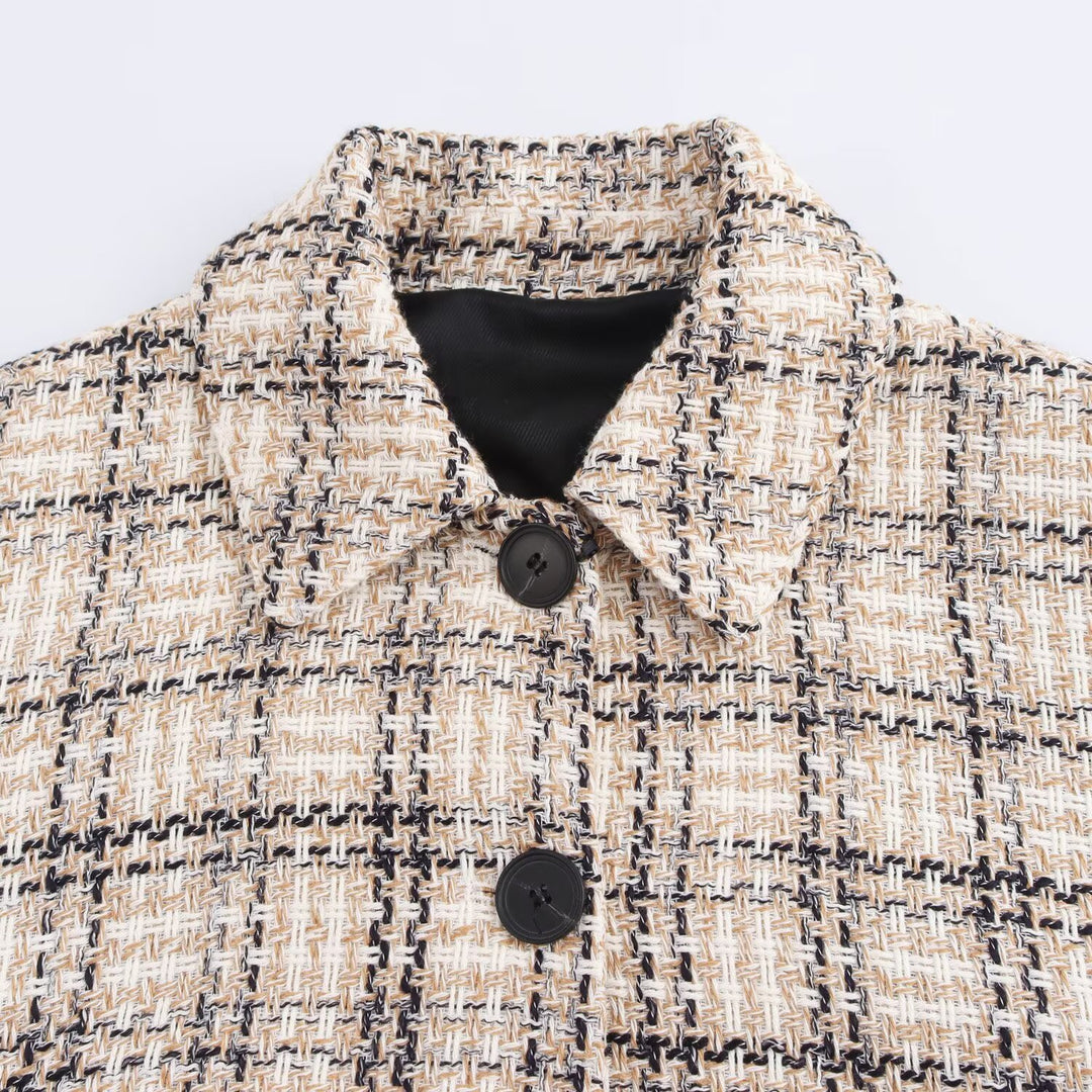 Women's short jacket made of boucle tweed with check pattern and boxy cut Mune Fashion