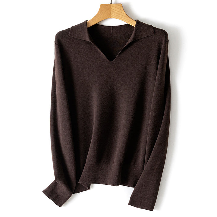 Women's fine lightweight V-neck sweater with open shirt collar and relaxed silhouette Mune Fashion