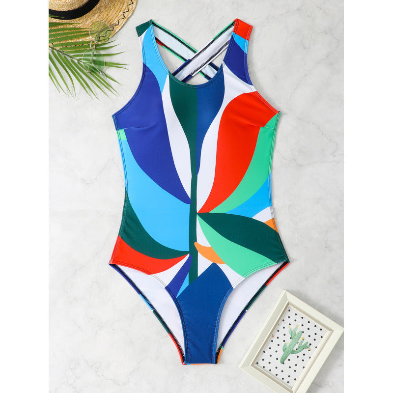 Women's Sporty Swimsuit with Modern Back Cut Mune Fashion