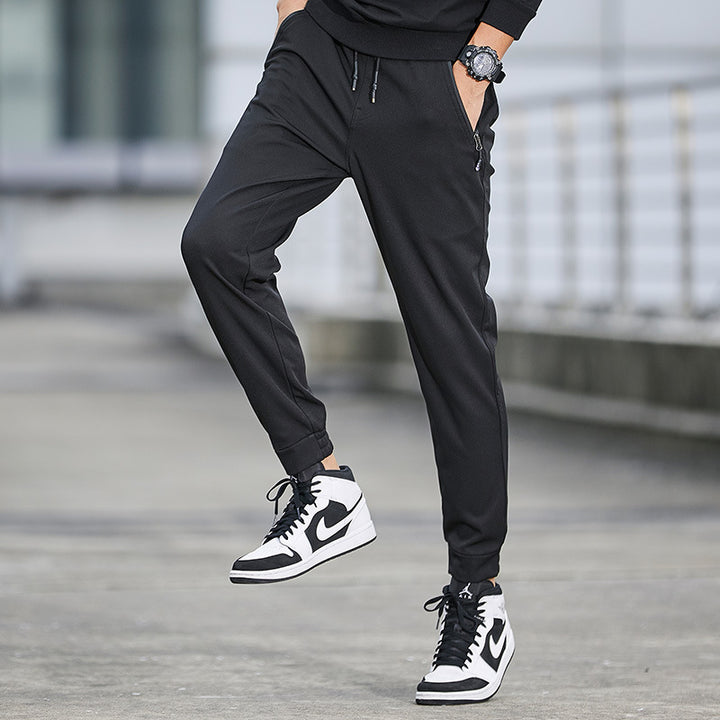 Men's Technical Softshell Jogging Pants with Water-Repellent Membrane, Zipper Pockets and Elastic Drawstring Waist Mune Fashion
