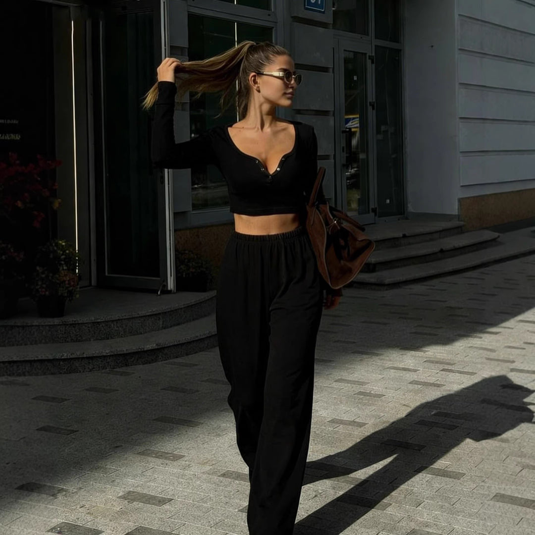 Women's cropped Henley long sleeve shirt and high-waist jogger set Mune Fashion