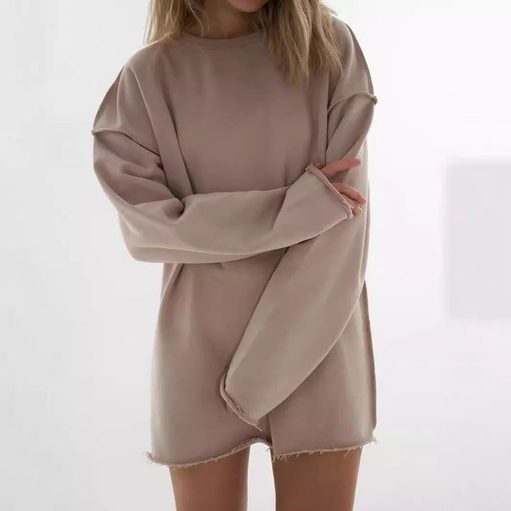 Women Oversize Sweatshirt with Raw Hem and Dropped Shoulders Mune Fashion
