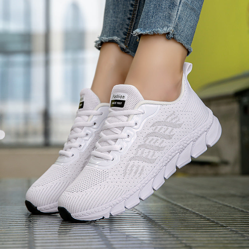 Women's seamless knitted running shoes with viscoelastic comfort insole and segmented flex outsole Mune Fashion