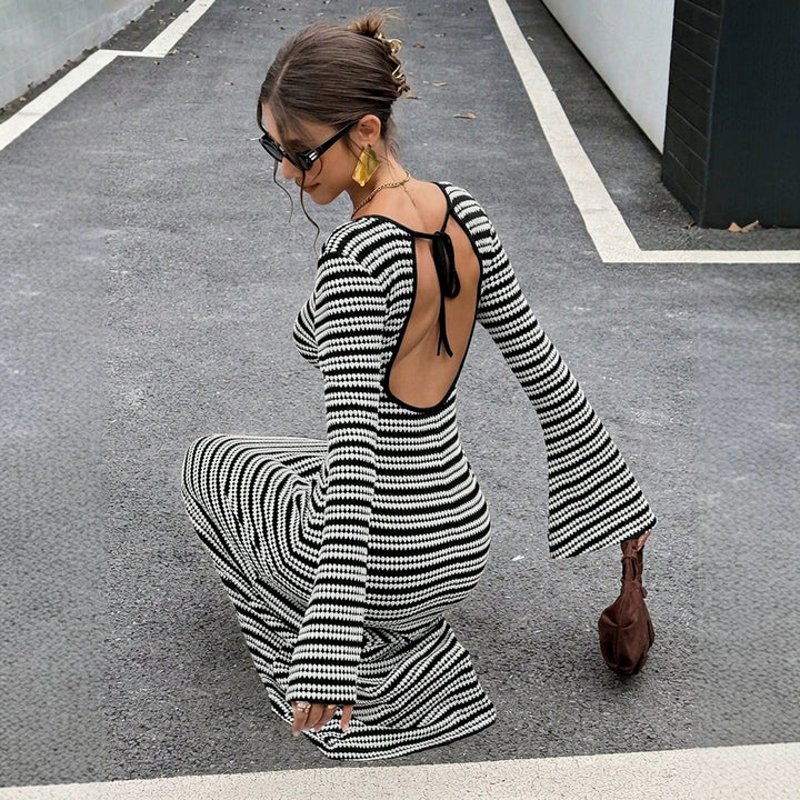 Women Figure-hugging Rib Mid Dress with Trumpet Sleeves and Tailored Cut Mune Fashion