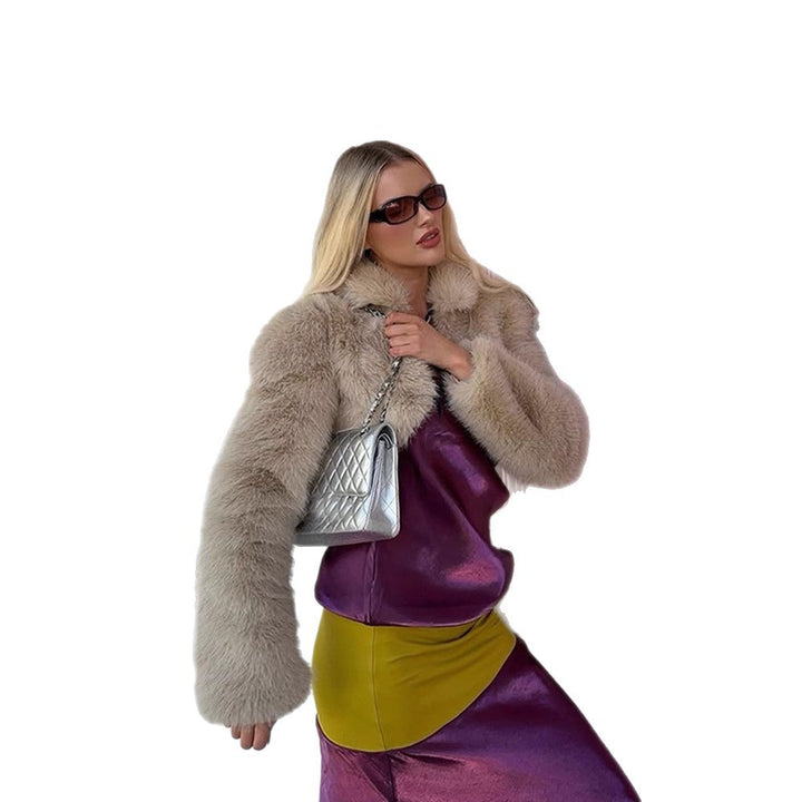 Women Short Cut Luxurious Faux Fur Jacket with Voluminous Sleeves and Lapel Collar Mune Fashion
