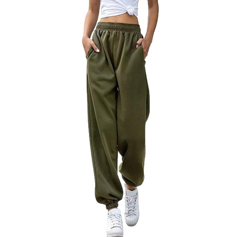 Women's Baggy Sweatpants in Retro Look with high comfort waistband, low drop, side pockets, and elastic ankle cuffs Mune Fashion