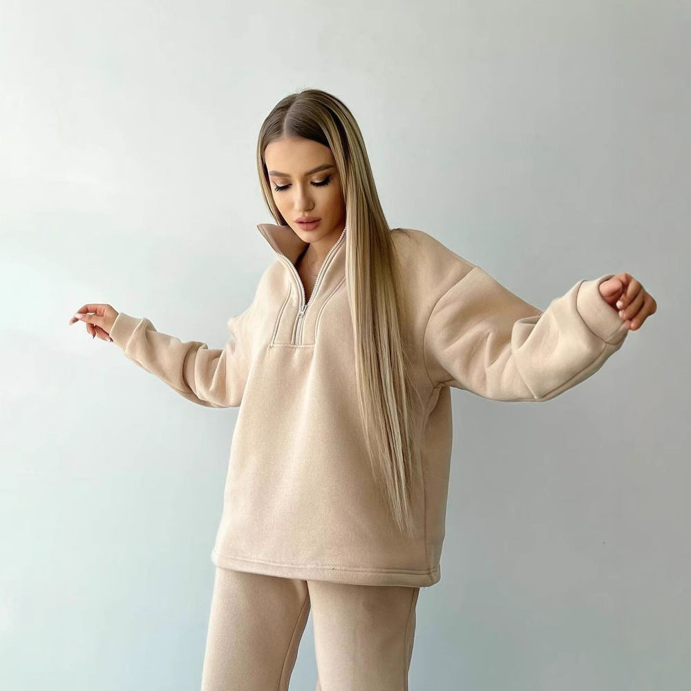 Women Cropped Sweatshirt Set with High Collar and High Waist Jogging Pants Mune Fashion