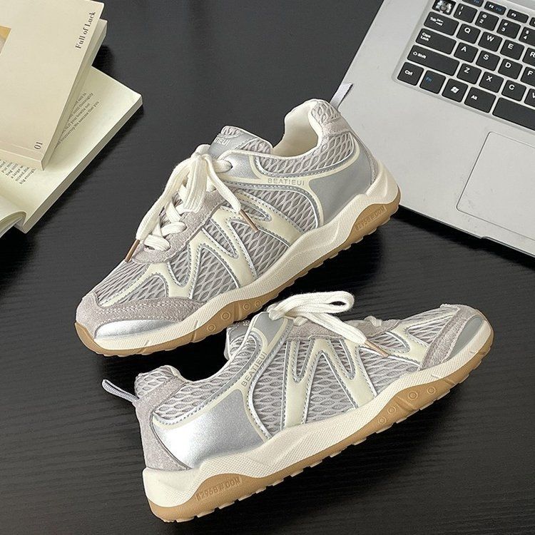 Women's Breathable Retro Running Sneakers with Mesh Upper and Rubber Sole Mune Fashion