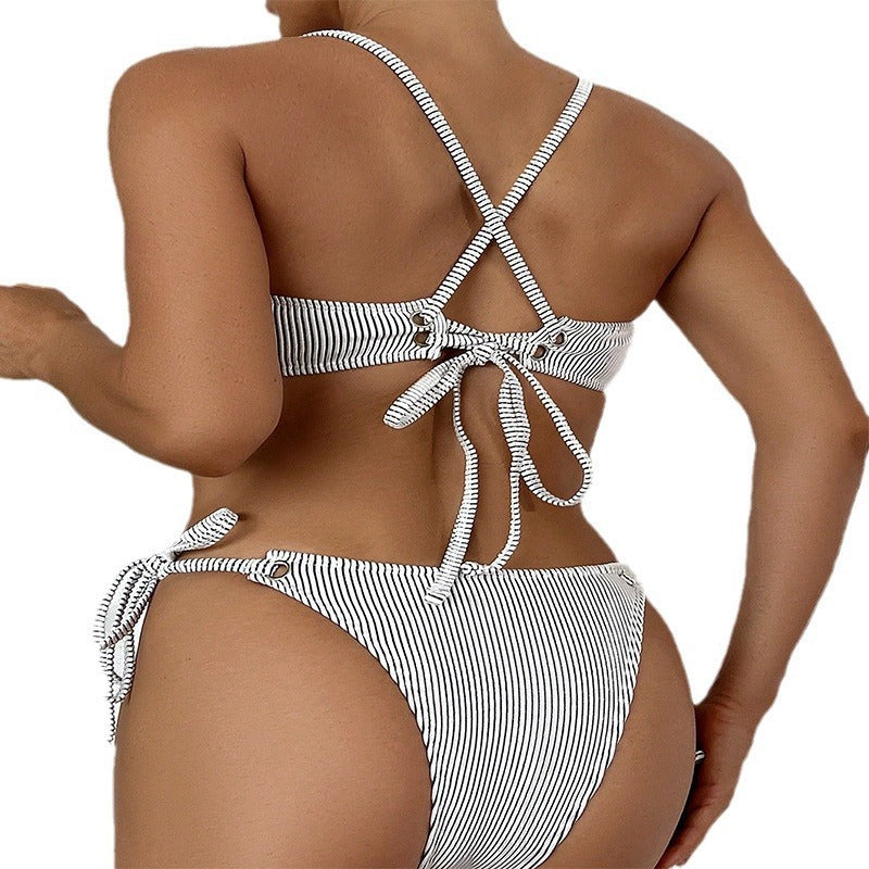 Ladies bandeau bikini set with elegant lacing and striped design Mune Fashion