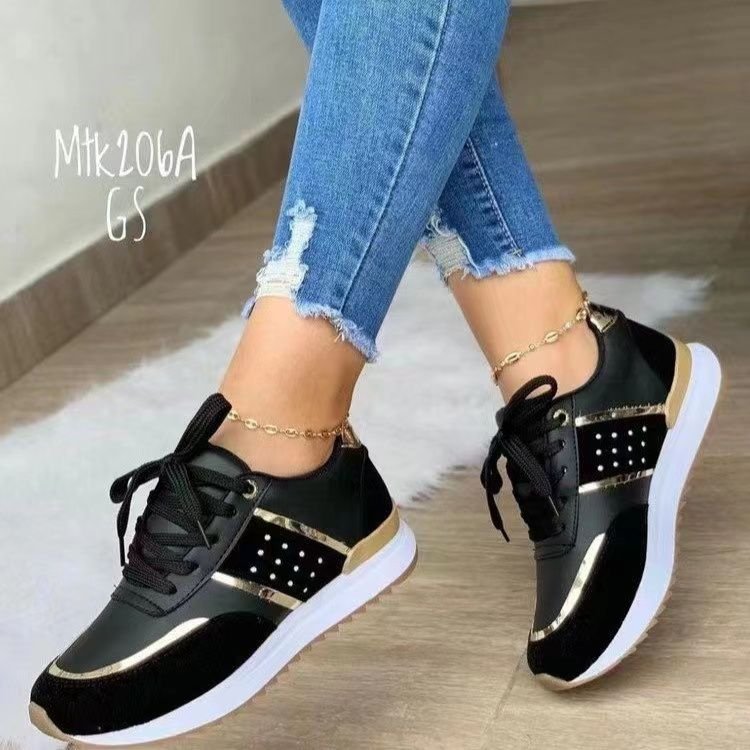 Women  platform sneaker with glossy accents and padded comfort insole Mune Fashion