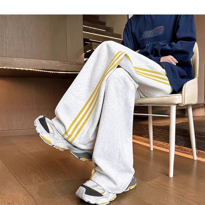 Men's Wide-Cut Training Pants with Side Stripes Mune Fashion