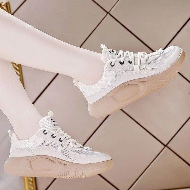 Women's Sporty Sneakers with Breathable Mesh Upper and Comfortable Sole Mune Fashion