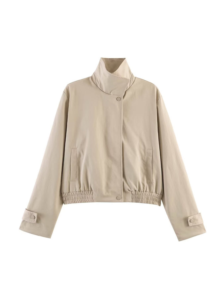 Ladies short jacket with high stand-up collar, elastic waistband and concealed snap button placket Mune Fashion