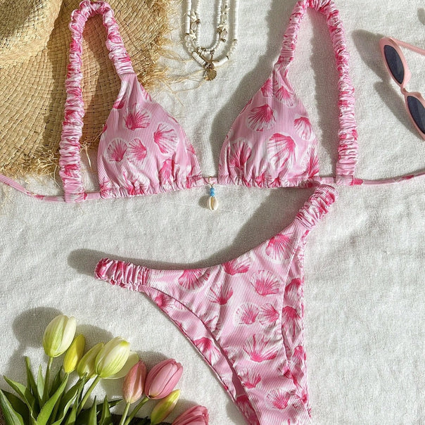 Women's Triangle Bikini with Cheerful Leaf Pattern Mune Fashion