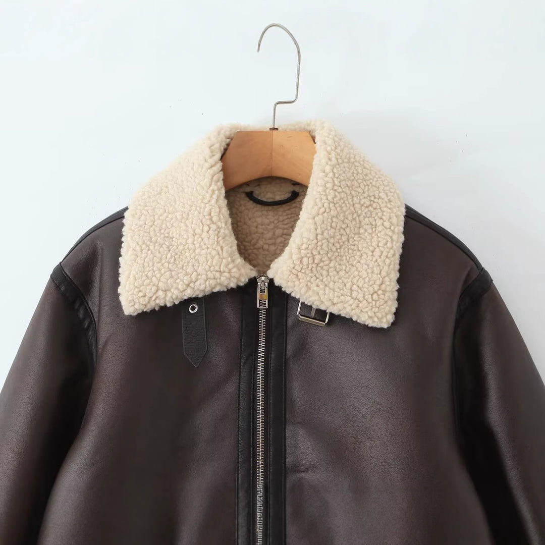 Women's Oversize Pilot Jacket made of Faux Leather with Teddy Collar and Zipper Pockets Mune Fashion